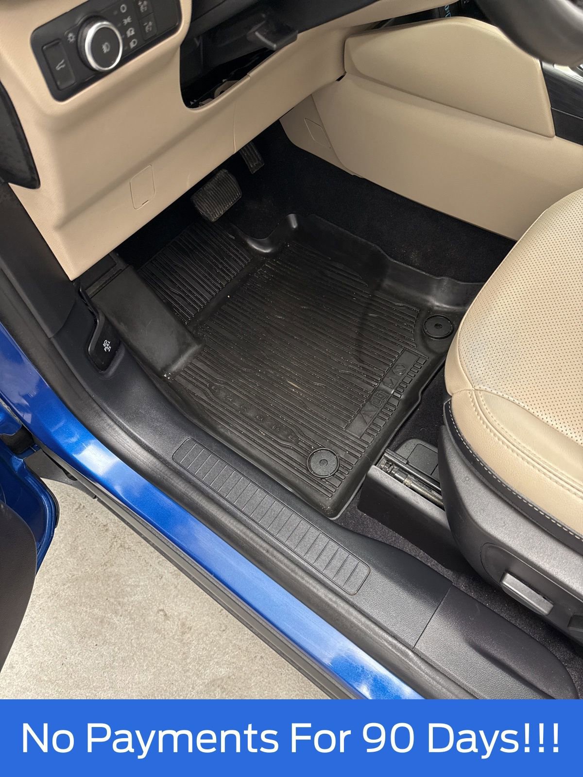 Certified 2022 Ford Escape Titanium w/ Class II Trailer Tow Package image 14