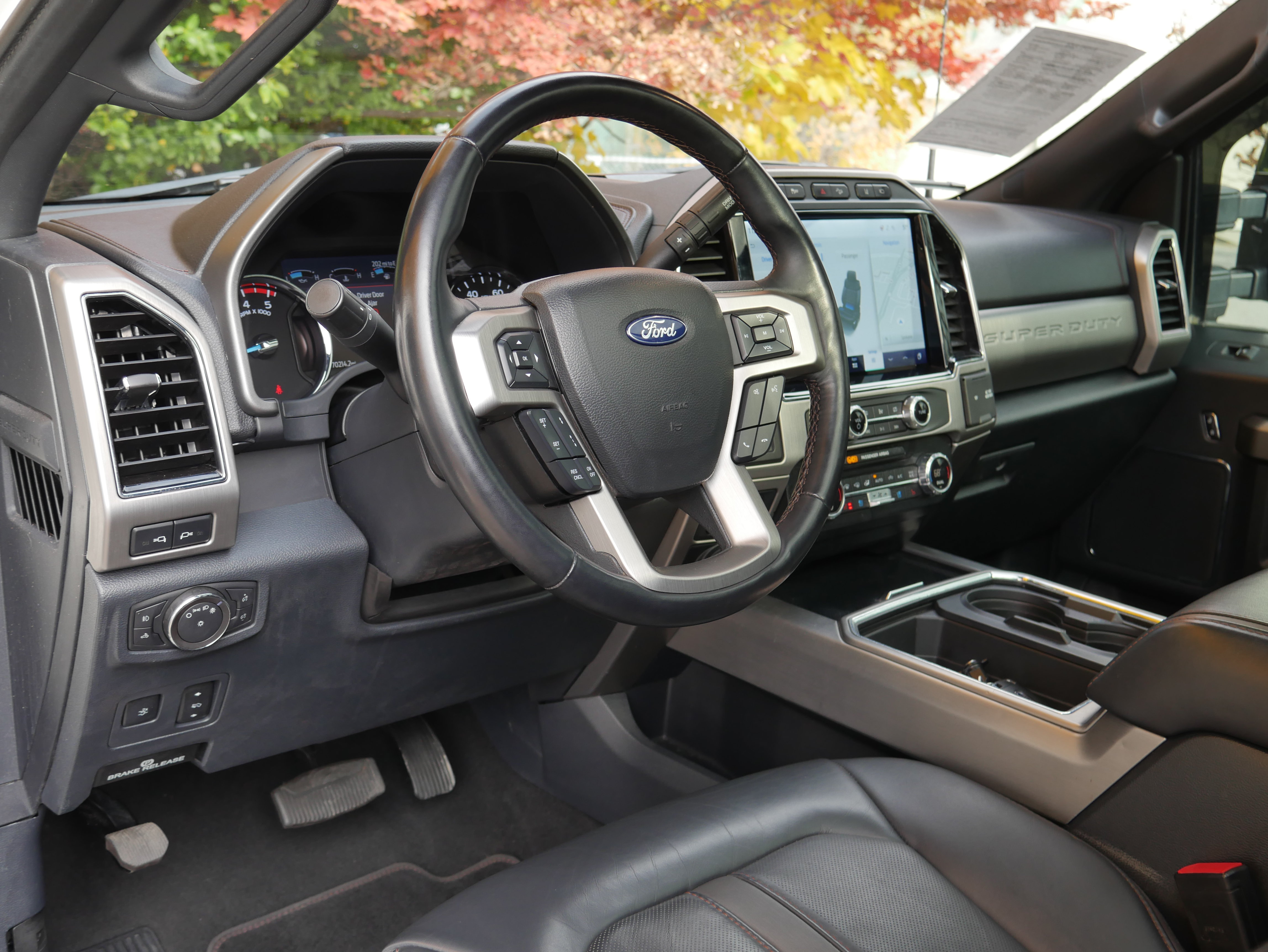 Certified 2022 Ford F250 Platinum AWD/4WD image 4