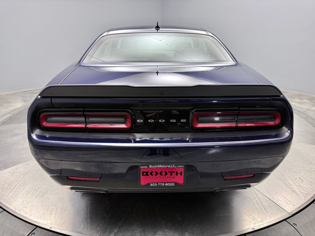 Used 2016 Dodge Challenger R/T Scat Pack RWD image 6