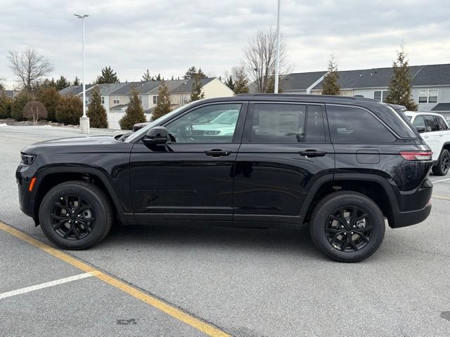 New 2026 Jeep Grand Cherokee Altitude AWD/4WD image 4