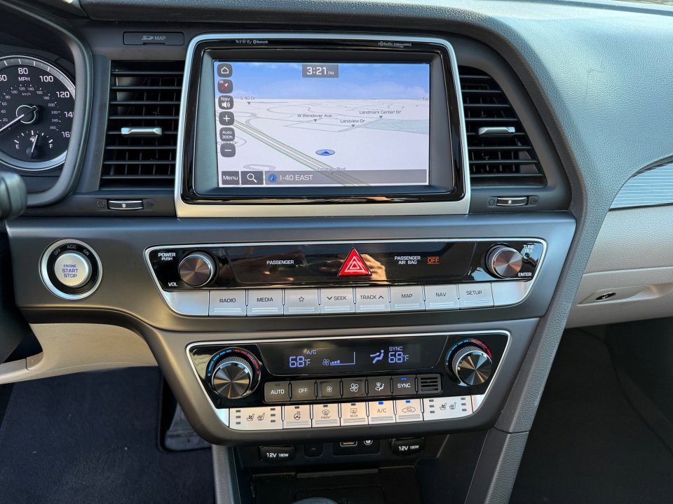 Used 2018 Hyundai Sonata Limited w/ Limited Ultimate Package 03 image 16