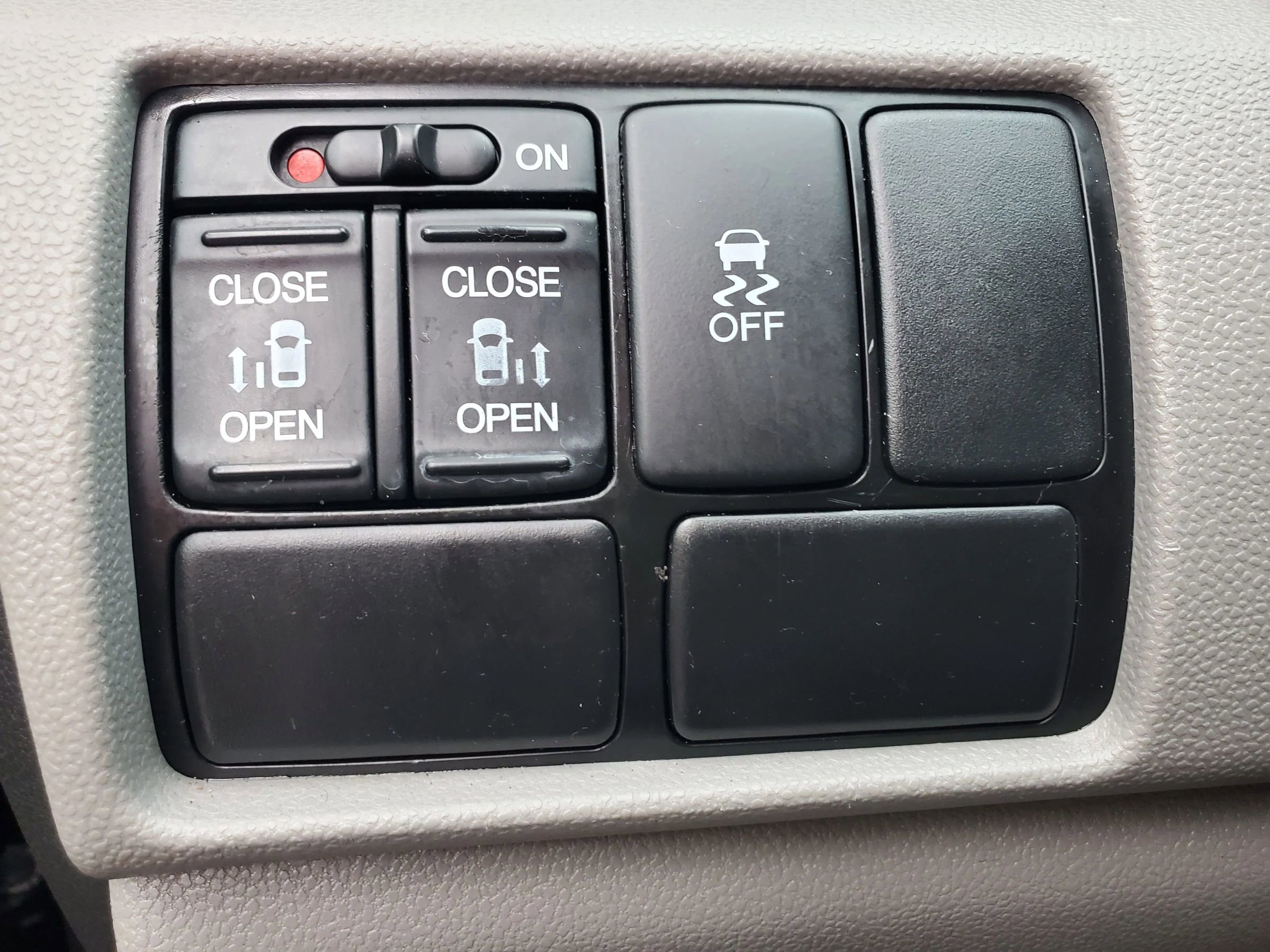 Used 2014 Honda Odyssey EX image 29