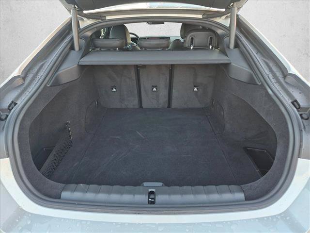 Used 2023 BMW i4 eDrive40 w/ Premium Package RWD image 6