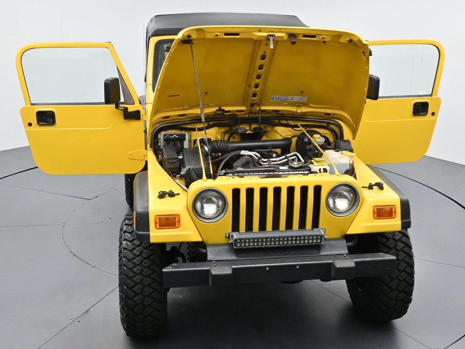 Used 2002 Jeep Wrangler X AWD/4WD image 36