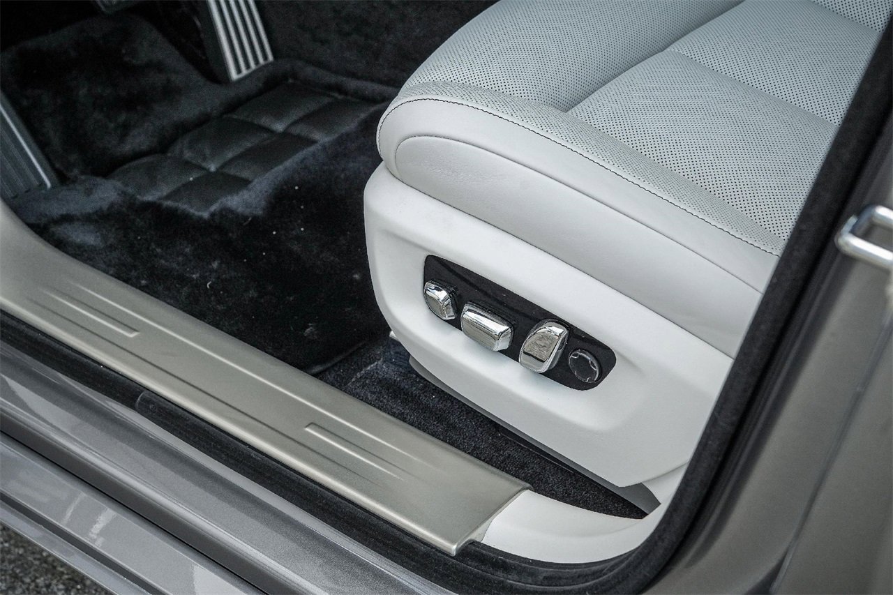 New 2025 Rolls-Royce Ghost image 33