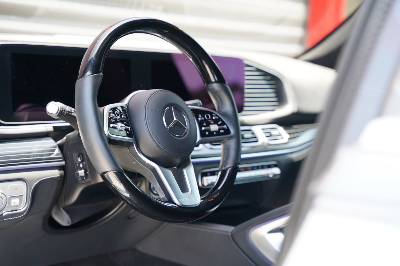 Used 2021 Mercedes-Benz Maybach GLS 600 4MATIC image 16