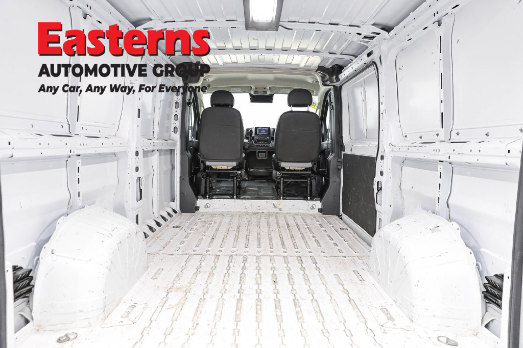 Used 2025 RAM ProMaster 2500 w/ Convenience Group FWD image 11