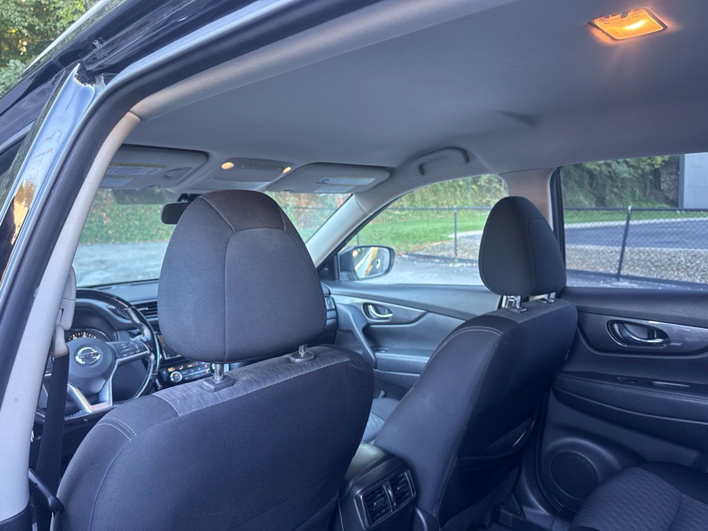 Used 2020 Nissan Rogue SV AWD/4WD image 22