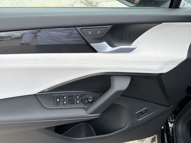 New 2026 Volkswagen Tiguan SE AWD/4WD image 14