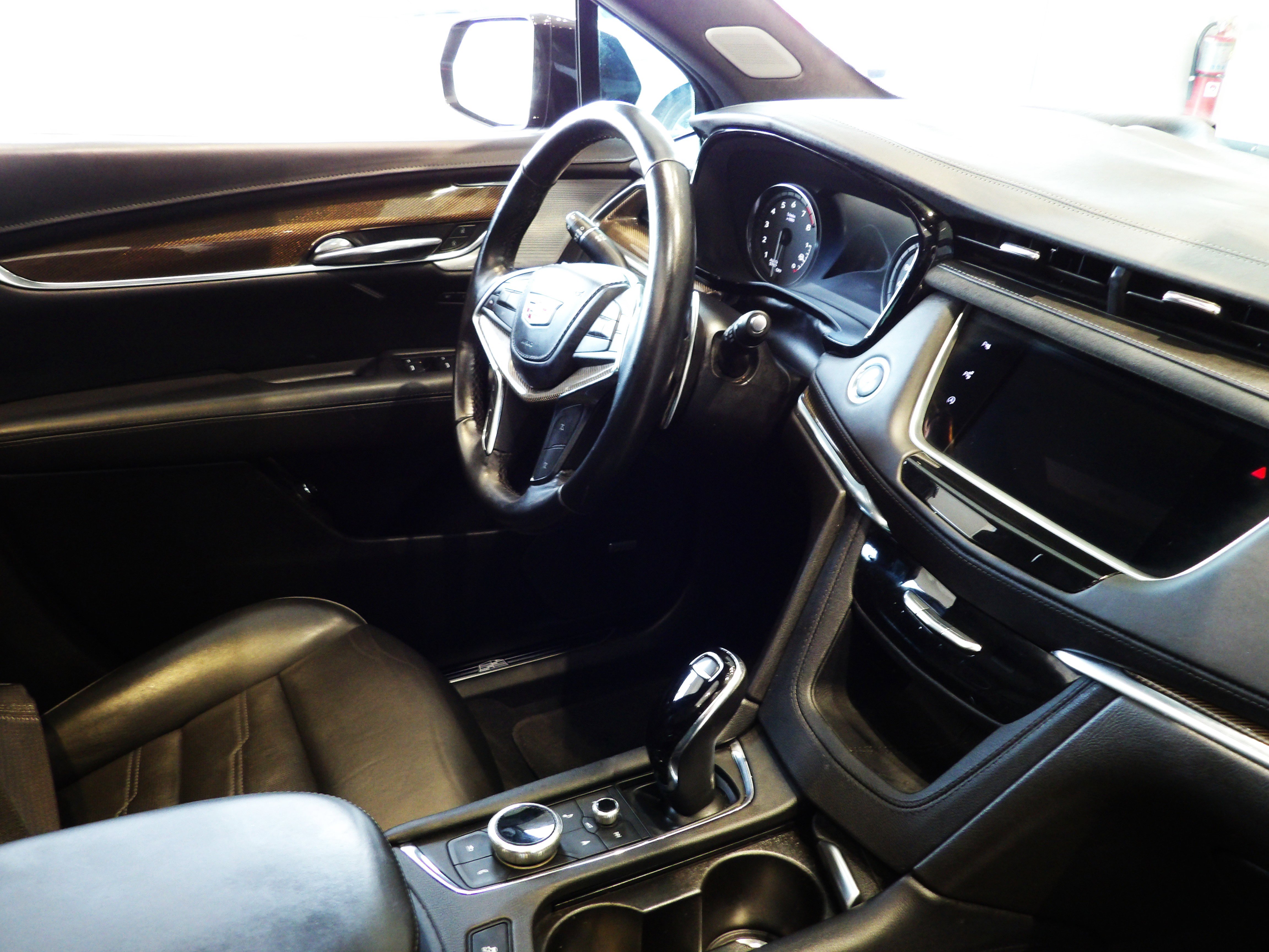 Used 2022 Cadillac XT5 Sportv w/ Platinum Package AWD/4WD image 25