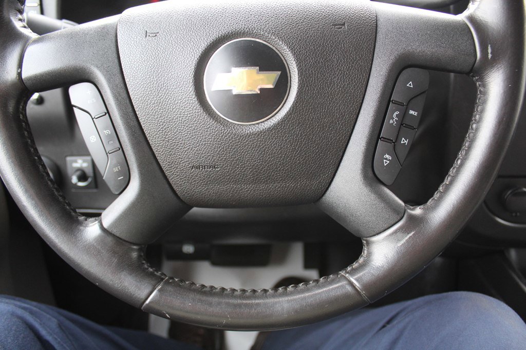 Used 2022 Chevrolet Express 2500 w/ Driver Convenience Package RWD image 15