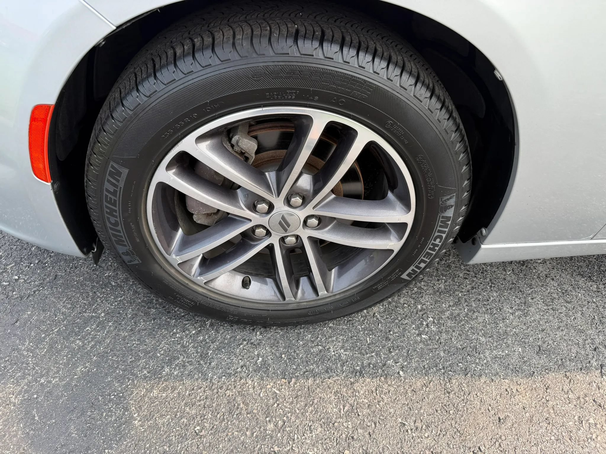 Used 2019 Dodge Charger SXT AWD/4WD image 39