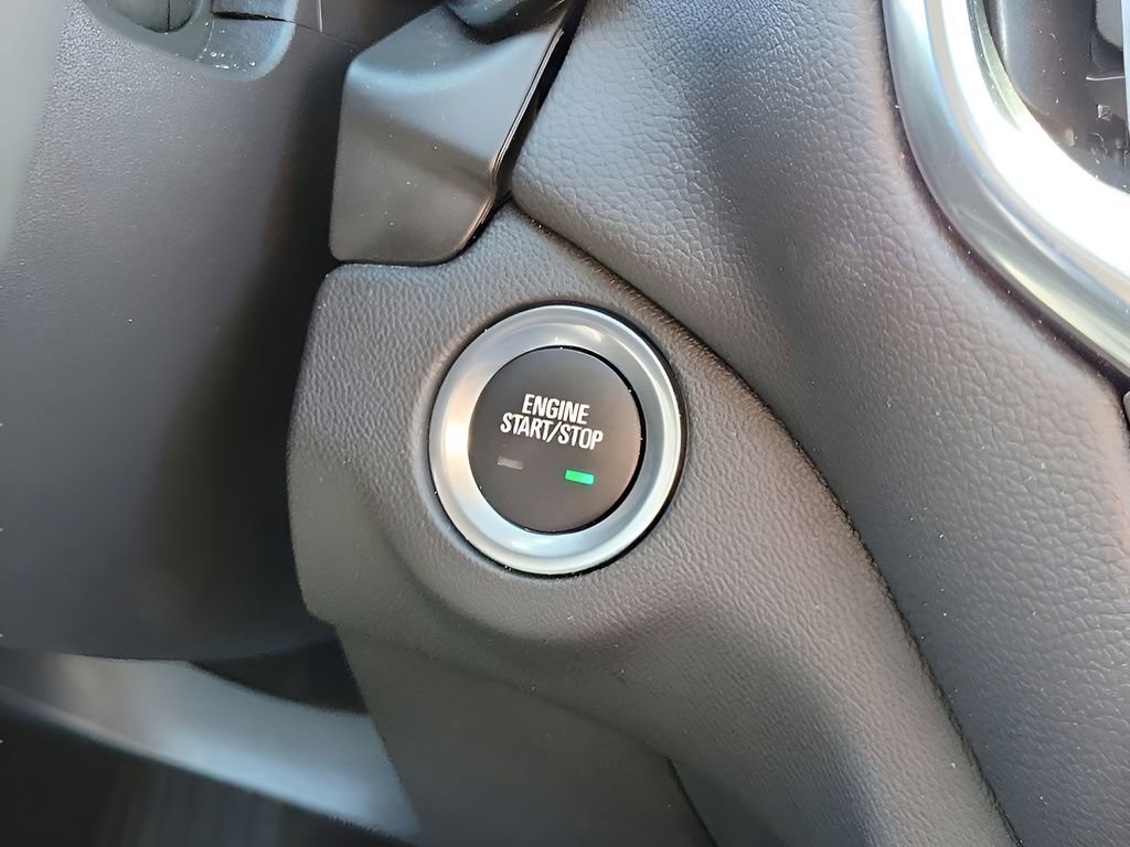 Used 2024 Chevrolet Equinox LT image 28