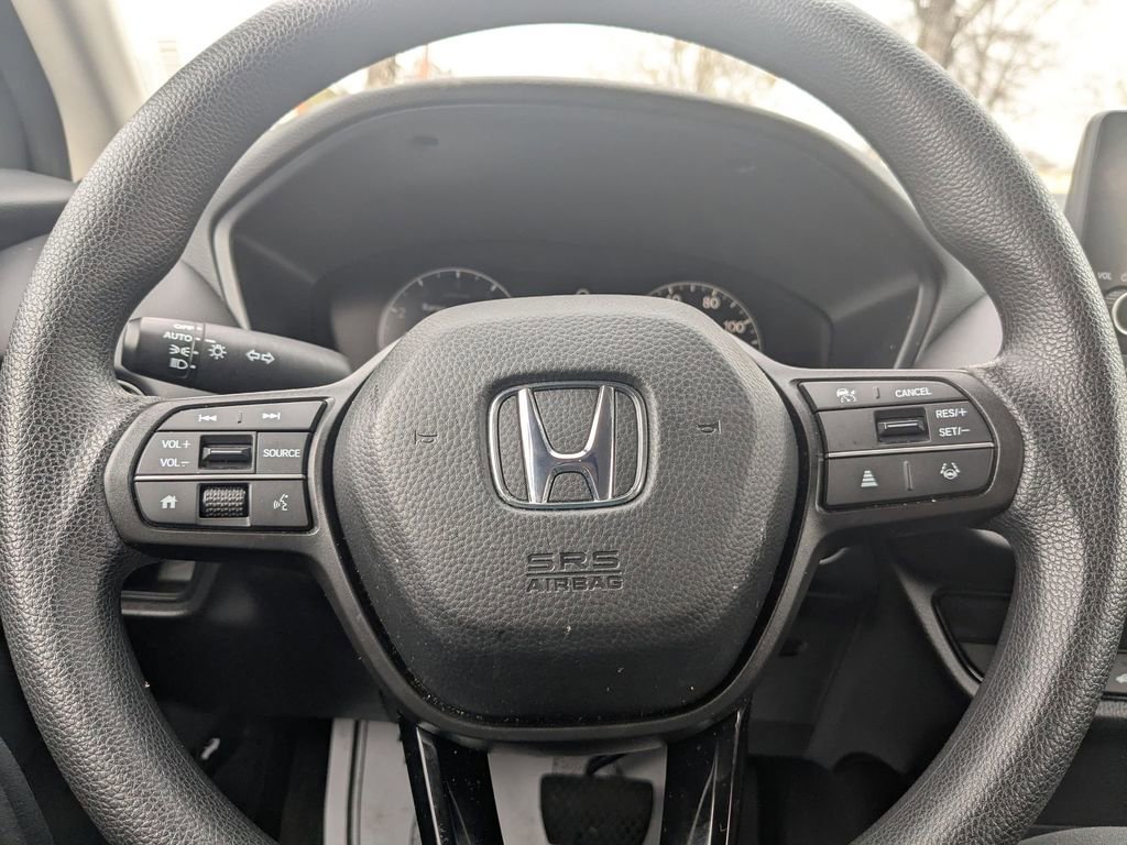 Used 2025 Honda HR-V LX image 14