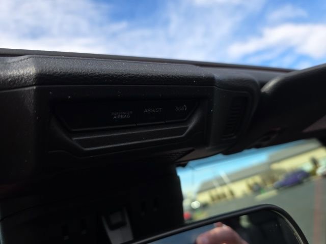 Used 2025 Jeep Wrangler Unlimited Sahara w/ Safety Group image 35