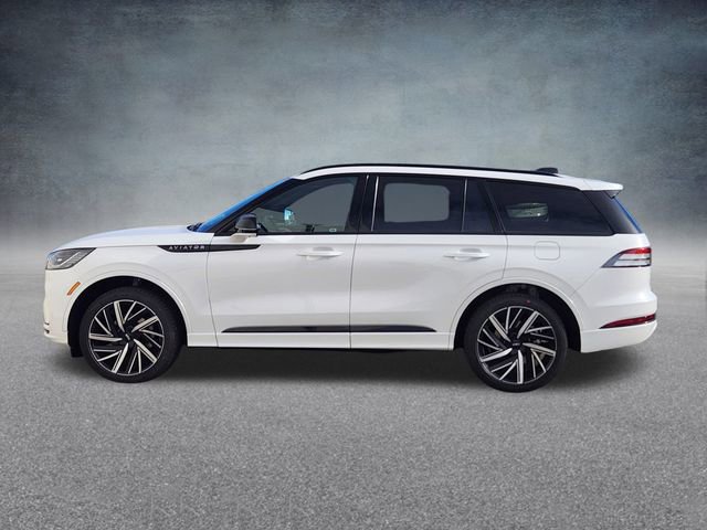 New 2026 Lincoln Aviator Black Label w/ Jet Appearance Package image 4