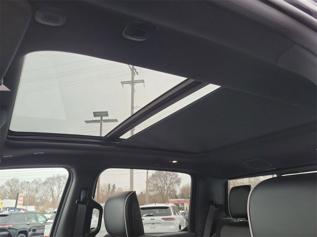 New 2026 RAM 1500 Laramie w/ Night Edition image 28