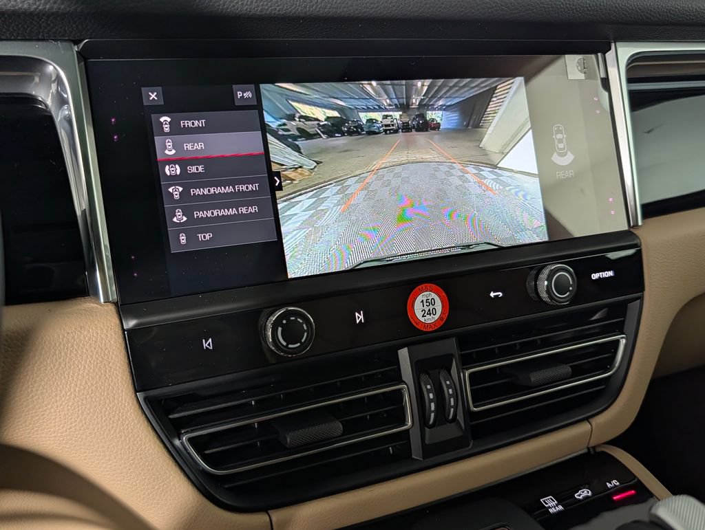 New 2026 Porsche Macan AWD/4WD image 33