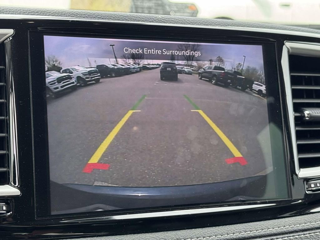 Used 2022 Chrysler Pacifica Touring-L FWD image 19