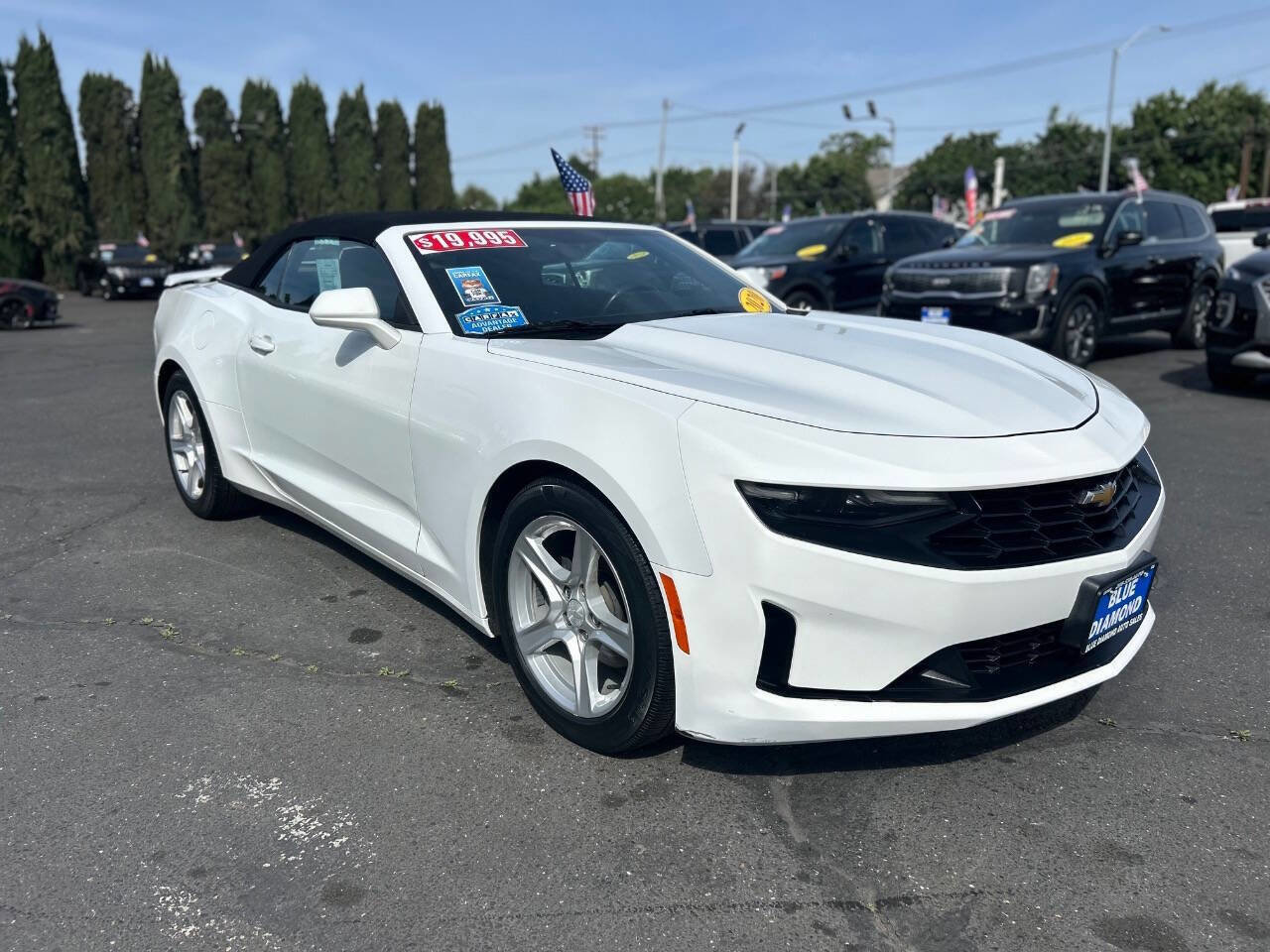 Used 2020 Chevrolet Camaro LT image 1