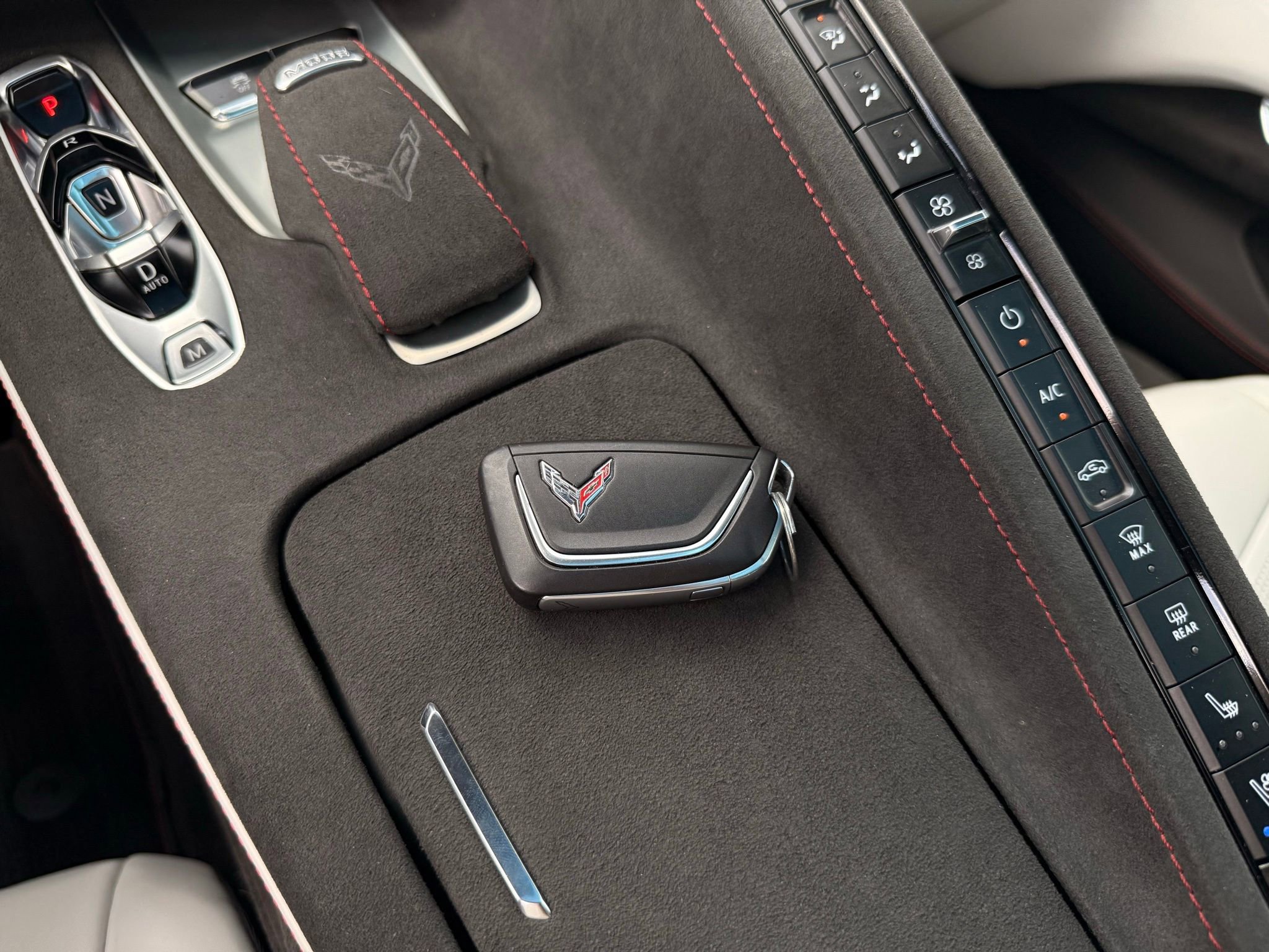 Used 2023 Chevrolet Corvette Stingray w/ Z51 Performance Package image 53