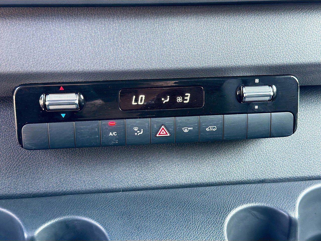 Used 2023 Mercedes-Benz Sprinter 3500 image 27