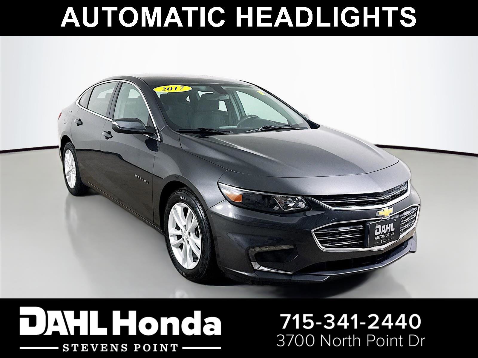 Used 2017 Chevrolet Malibu LT image 1