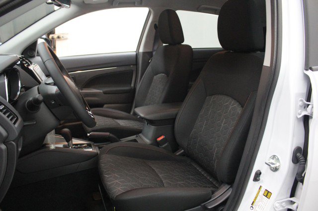 New 2026 Mitsubishi Outlander Sport LE image 7