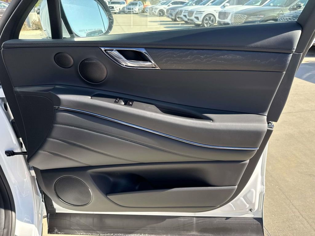 New 2026 Genesis GV80 3.5T e-SC image 16