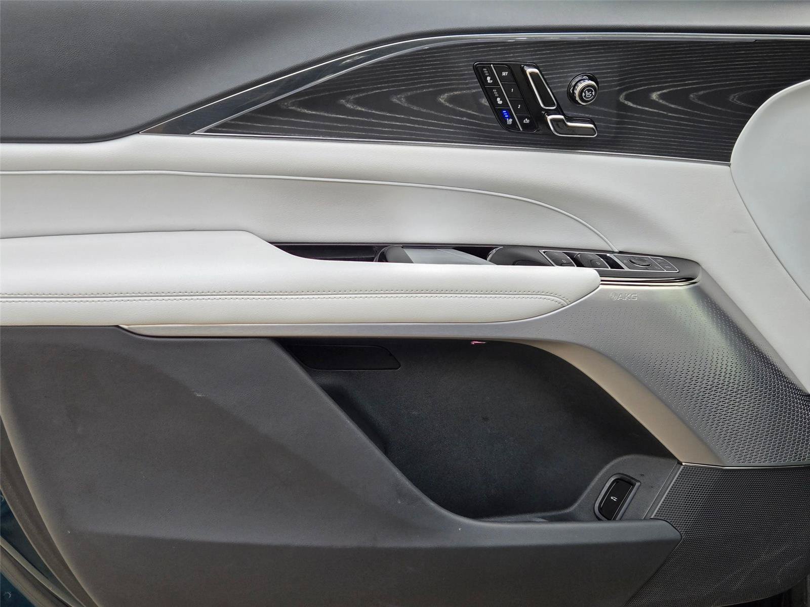 Certified 2024 Cadillac Lyriq Sport RWD image 25