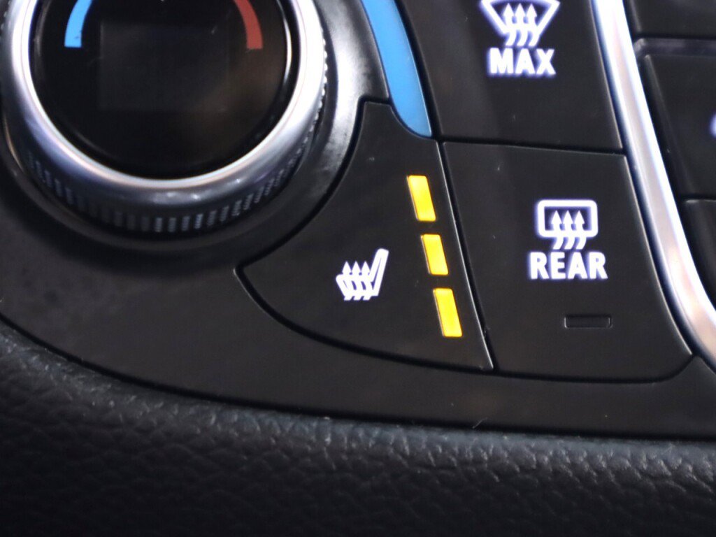 Used 2024 Chevrolet Equinox LT AWD/4WD image 23