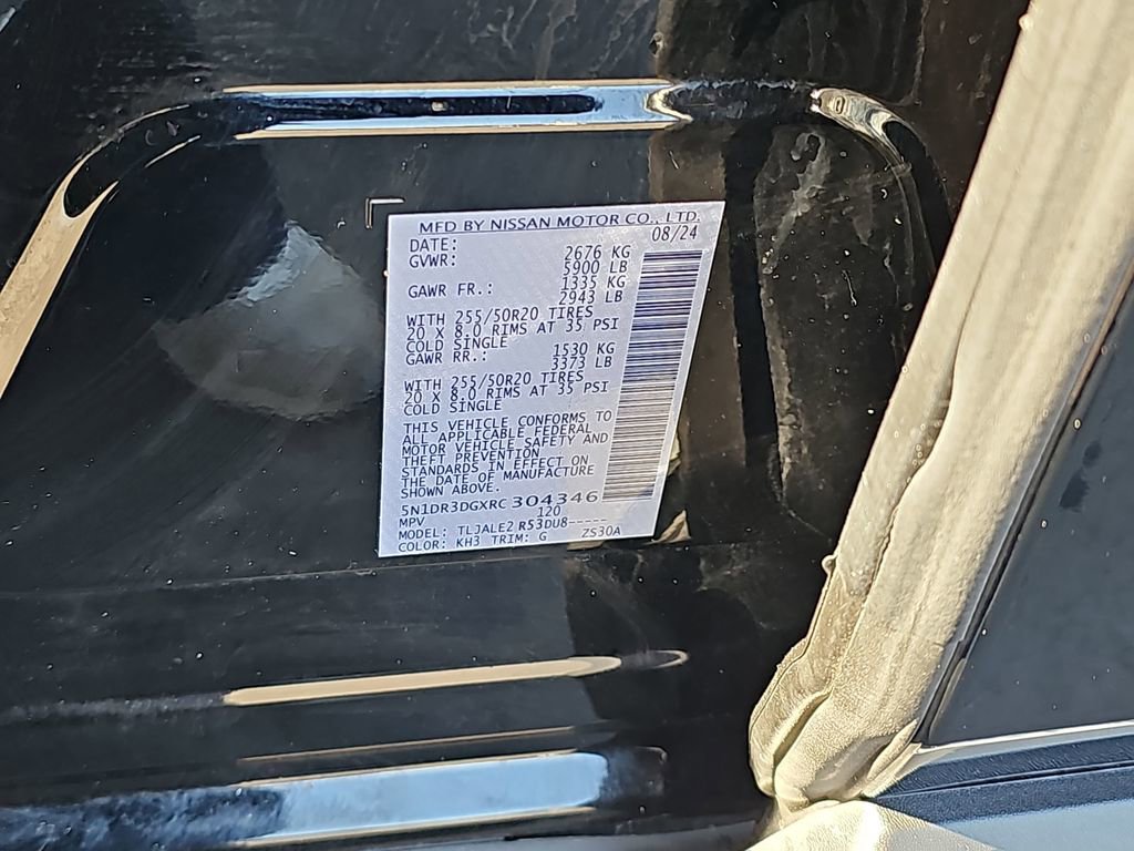 Used 2024 Nissan Pathfinder Platinum w/ Cargo Package image 40