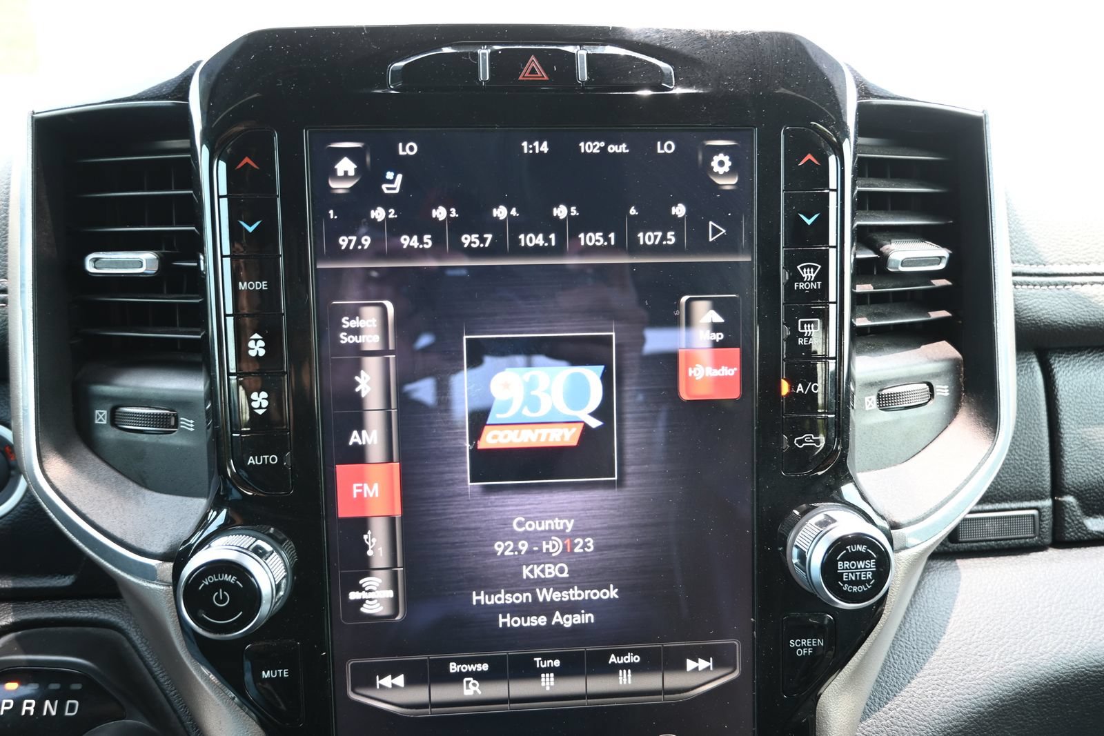 Used 2019 RAM 1500 Laramie RWD image 21