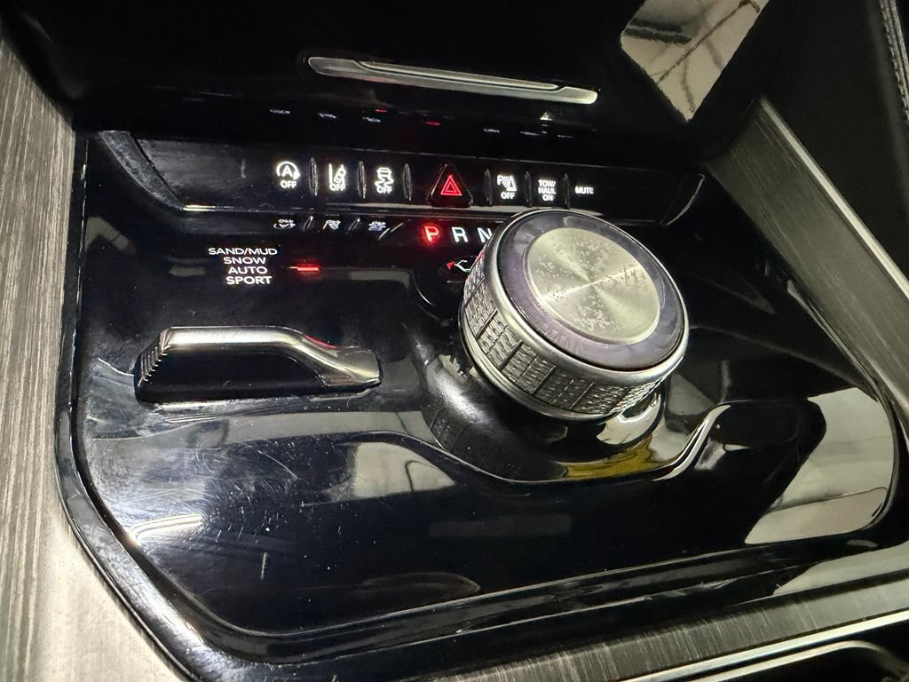 Used 2024 Jeep Wagoneer Series II AWD/4WD image 5