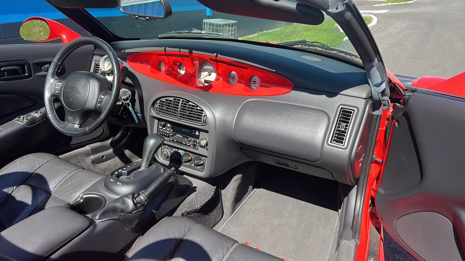 Used 1999 Plymouth Prowler RWD image 12