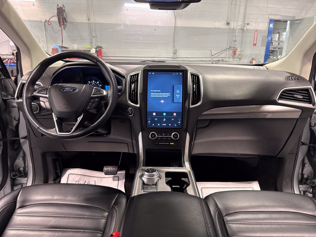Used 2024 Ford Edge SEL AWD/4WD image 35