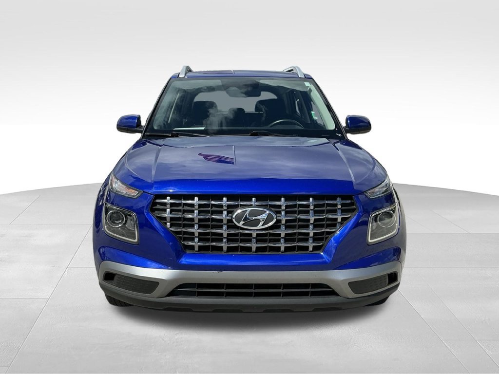 Used 2025 Hyundai Venue SEL FWD image 16