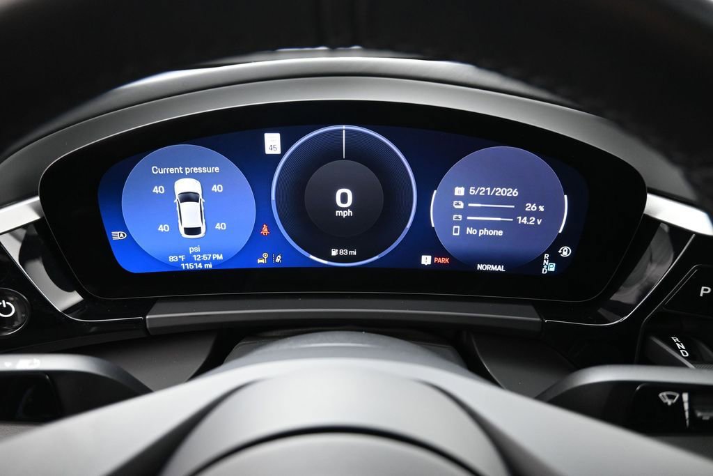 Certified 2025 Porsche Macan Electric RWD image 12
