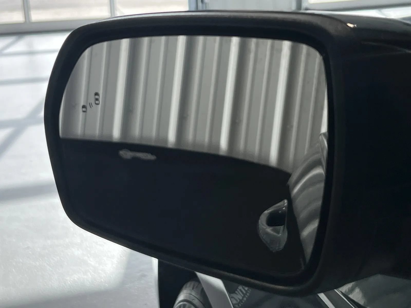 Used 2022 Ford Edge SEL AWD/4WD image 8