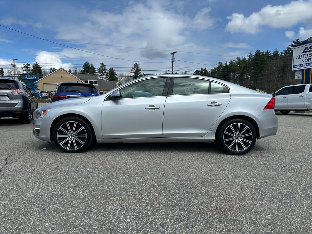 Used 2018 Volvo S60 T5 Inscription AWD/4WD image 2