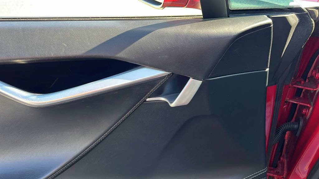 Used 2016 Tesla Model S P90D image 9