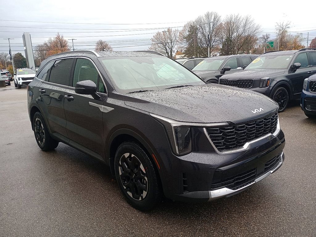 New 2026 Kia Sorento S w/ S Panoramic Sunroof Package