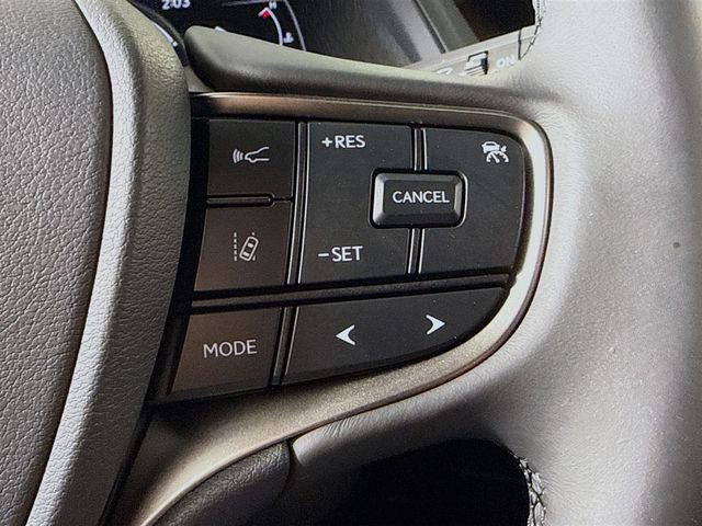 Used 2024 Lexus UX 250h FWD image 14