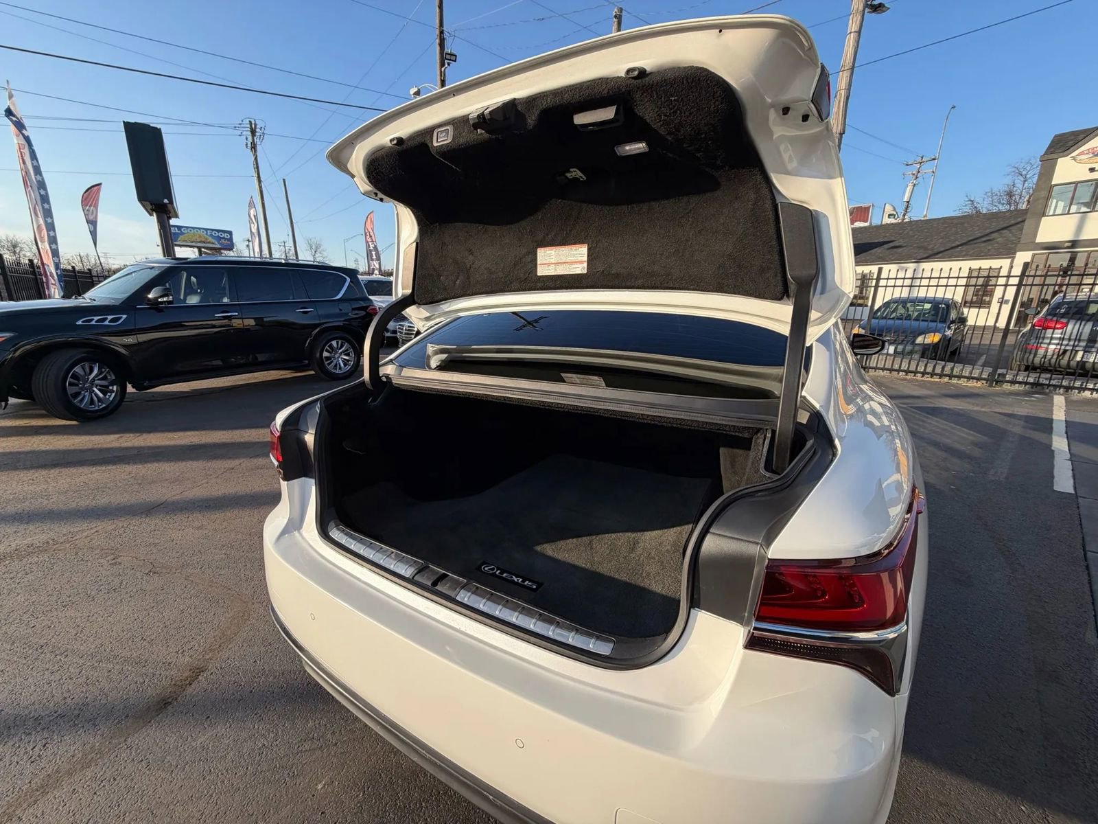 Used 2018 Lexus LS 500 AWD w/ Accessory Package (Z2) image 23