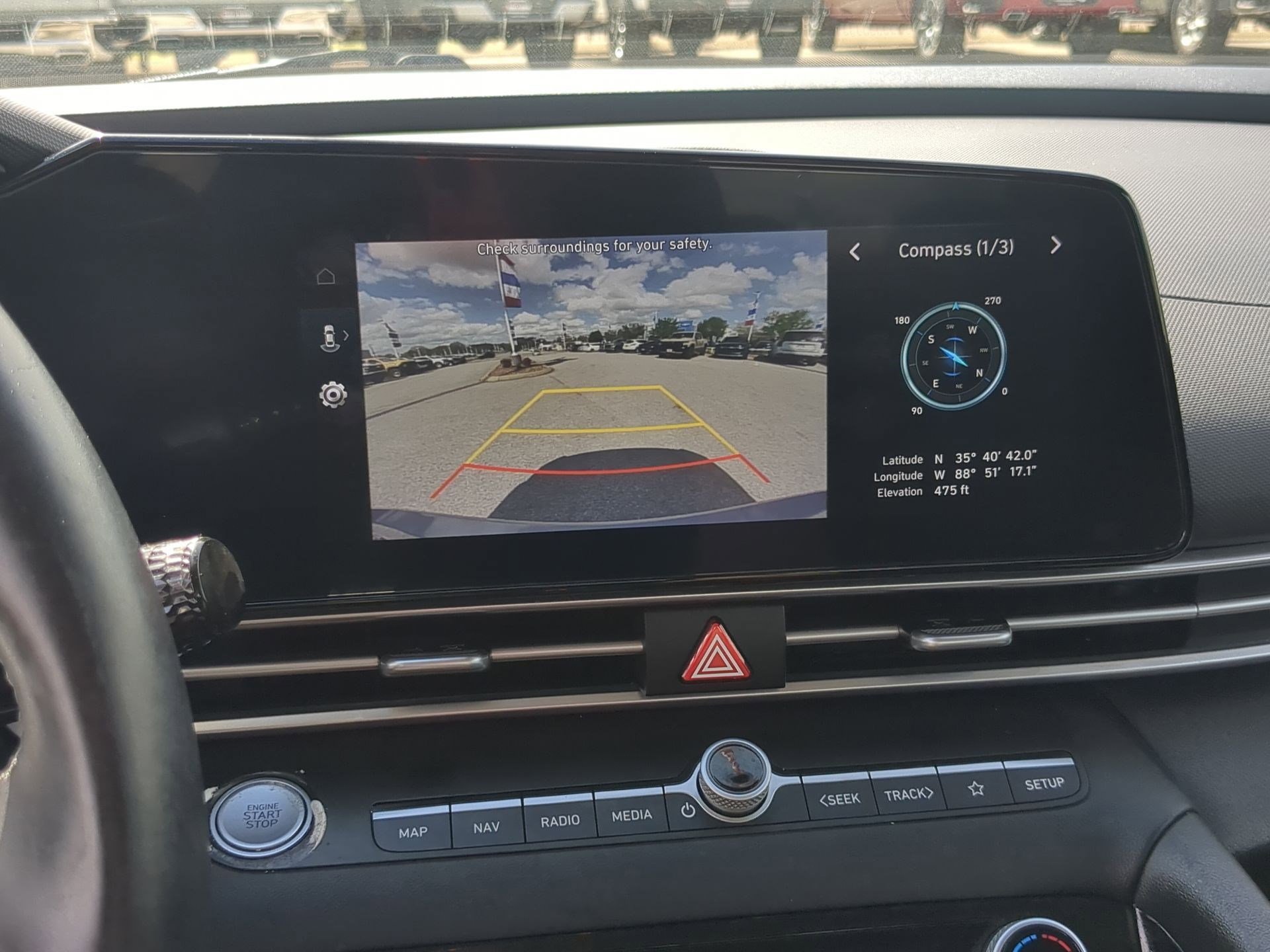 Used 2023 Hyundai Elantra SEL w/ Convenience Package image 17