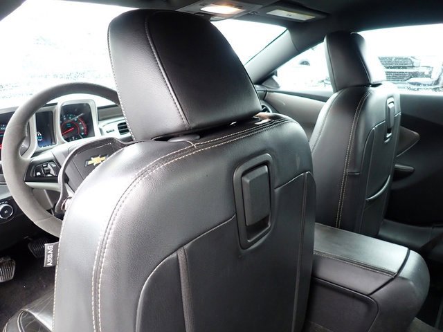 Used 2015 Chevrolet Camaro SS w/ SS Performance Package image 16