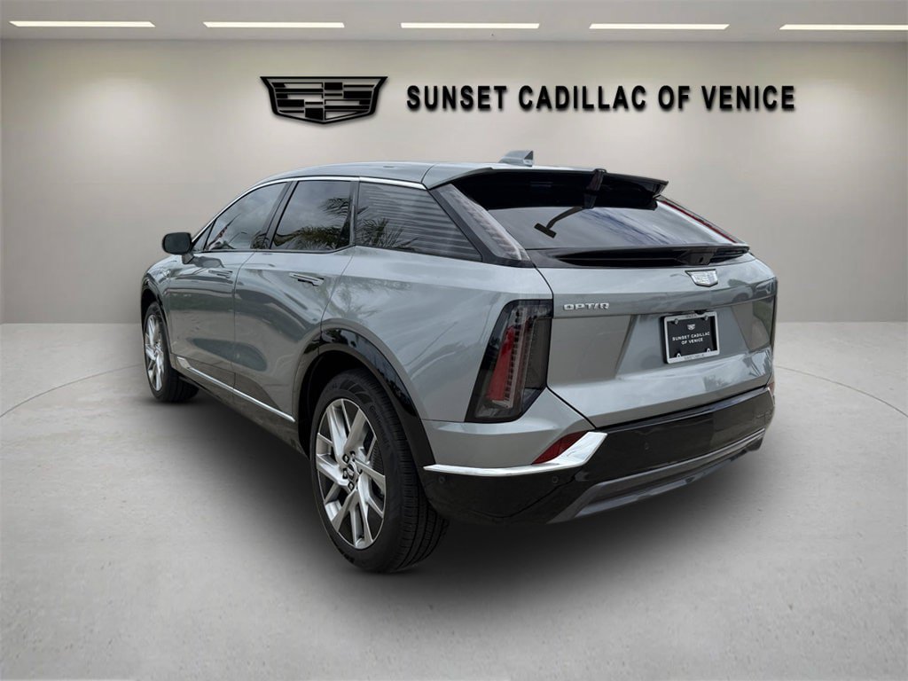 New 2027 Cadillac Optiq Luxury RWD image 5