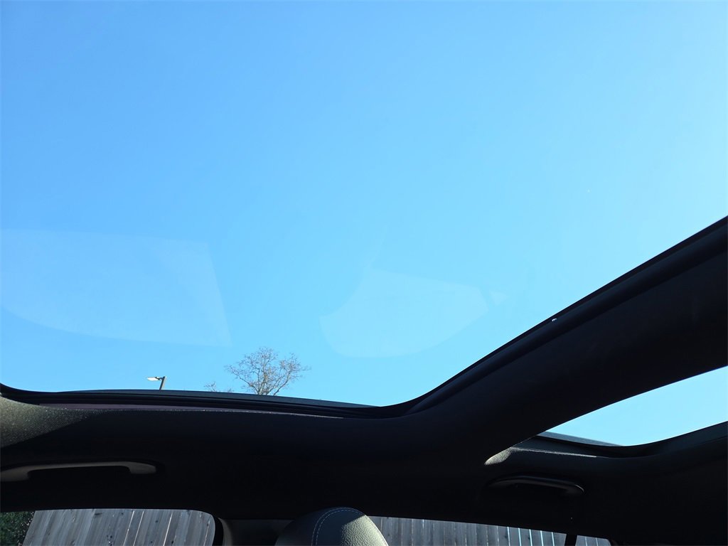 Certified 2022 Mercedes-Benz GLB 35 AMG 4MATIC image 28