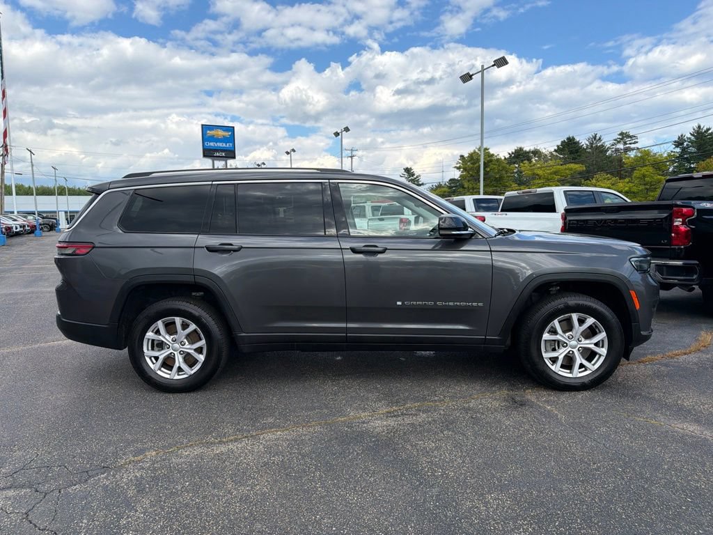 Used 2022 Jeep Grand Cherokee L Limited AWD/4WD image 9