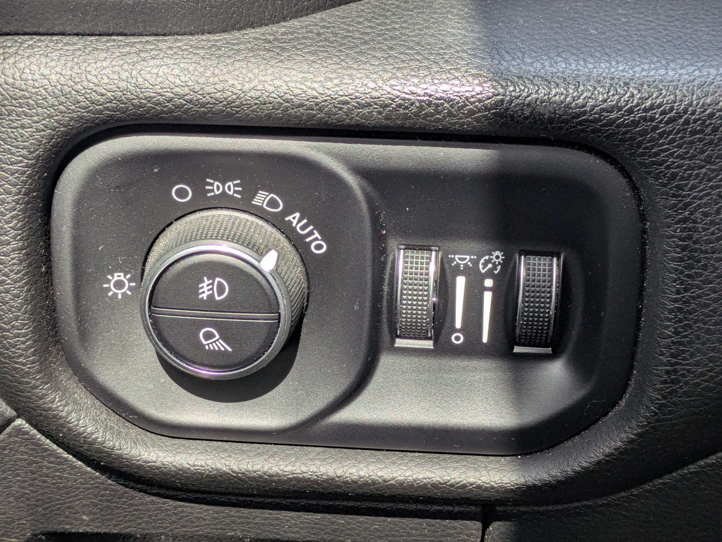 Used 2025 RAM 1500 Big Horn AWD/4WD image 28
